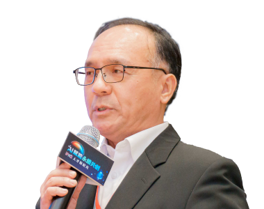 企業達人：簡春龍的照片